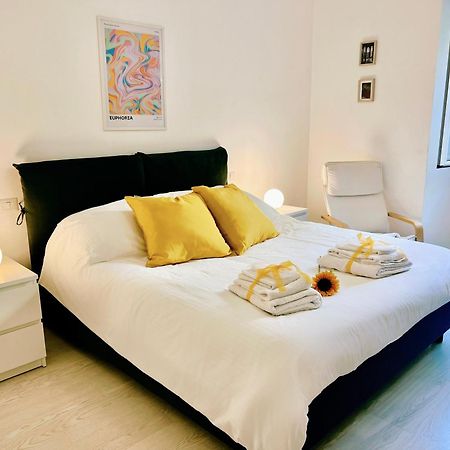 Modern Apartment In Monteverde Rome Exterior photo
